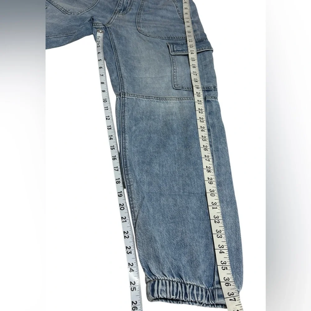 American Eagle Outfitters High-Waisted Cargo Denim Jogger Color: Blue | Size:2 - Picture 7 of 14